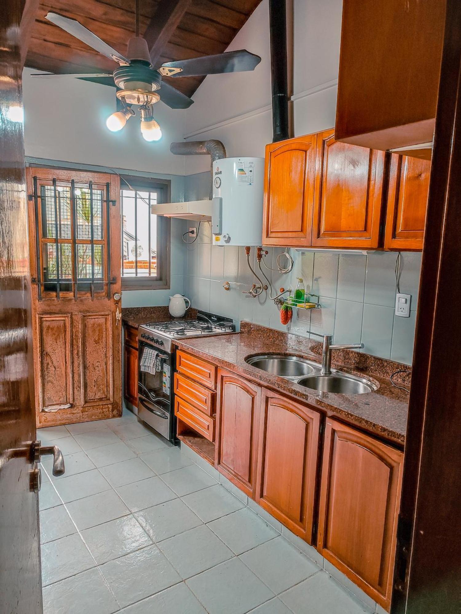 Encantadora Casa Con Piscina * Puerto Iguazu