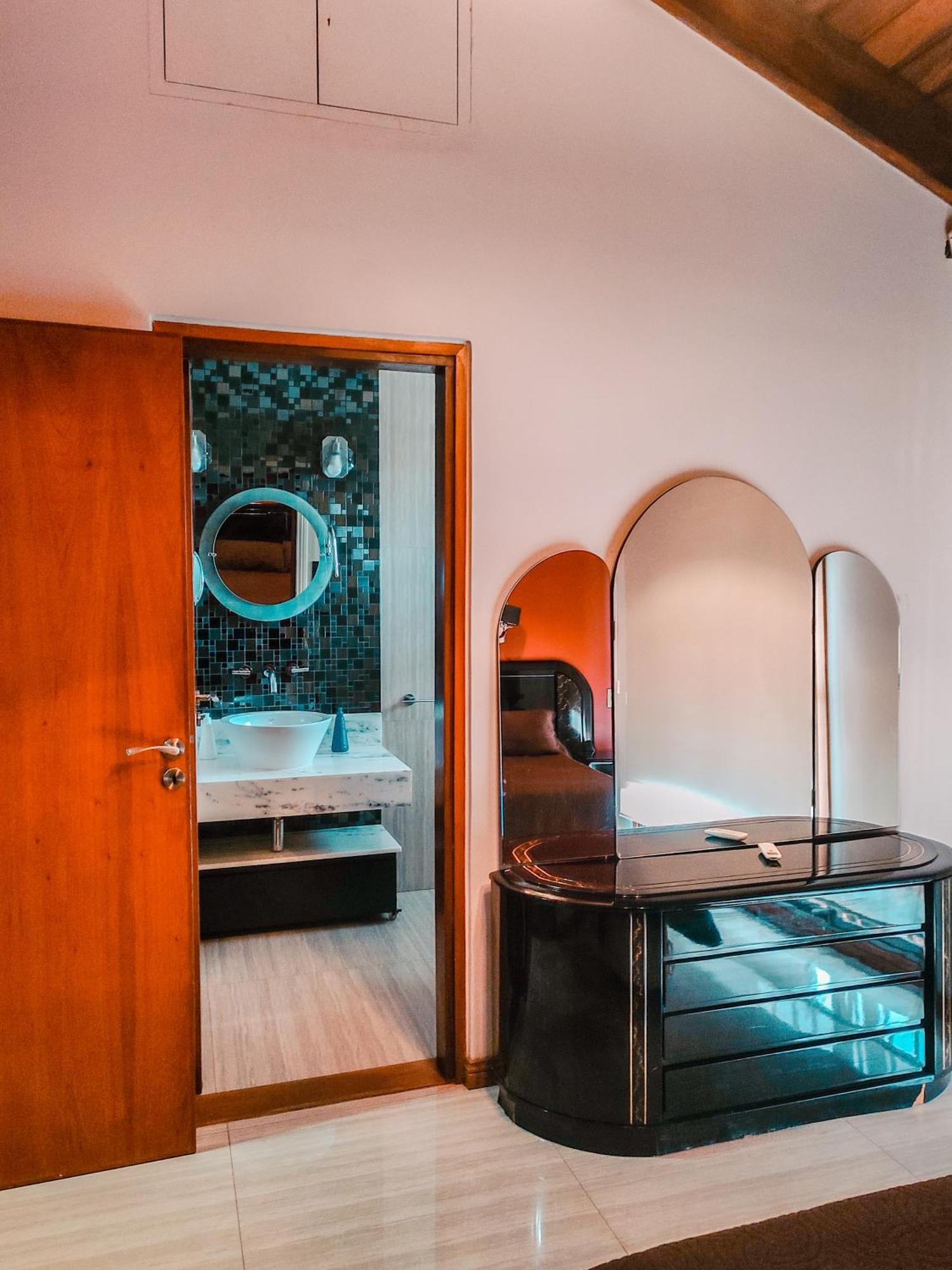 Encantadora Casa Con Piscina *