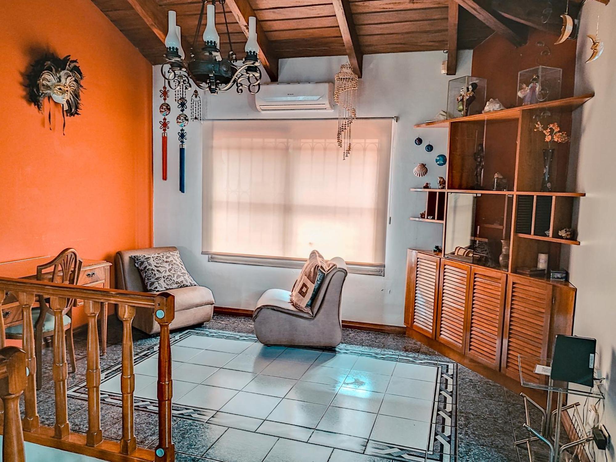Encantadora Casa Con Piscina *